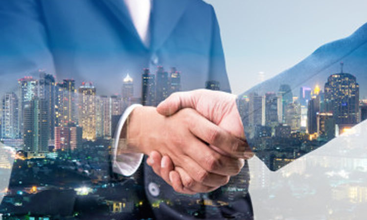 1535943513216043214.jpg smart-contracts.jpg